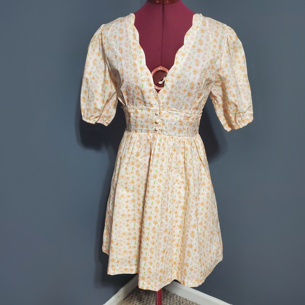 Porter St Peach Floral Mini Dress with Scalloped Neckline Cotton Women's Size M